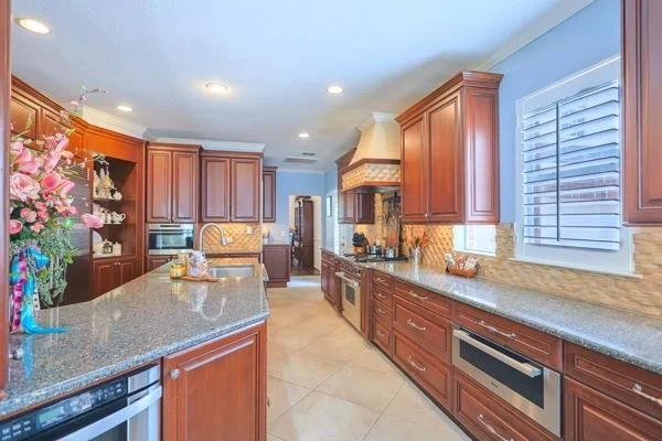 Photo of 721 Paradise Cove