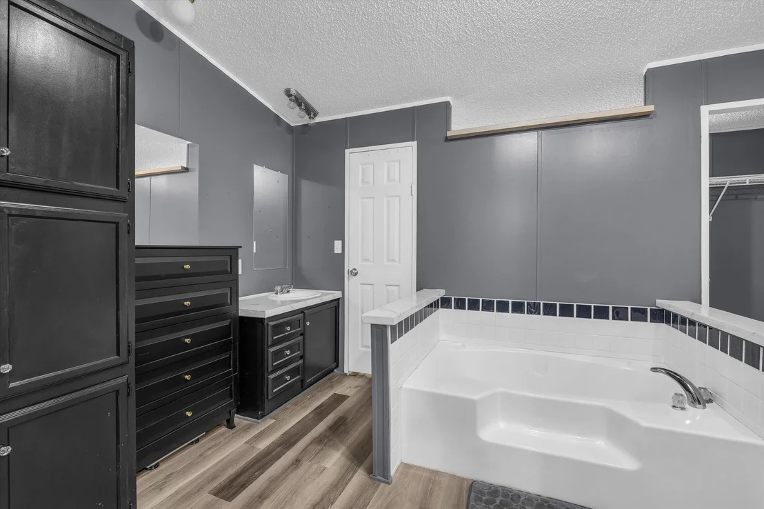Photo of 3615 Spring Valley Road