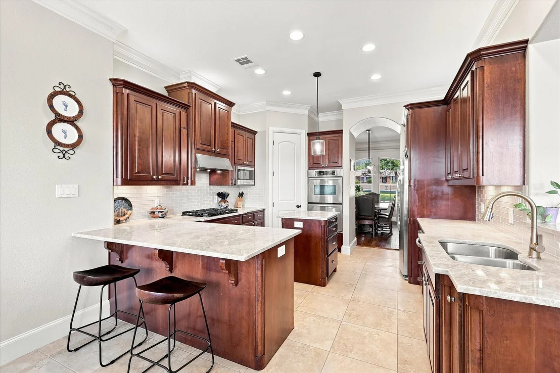 Photo of 1228 Robin Drive