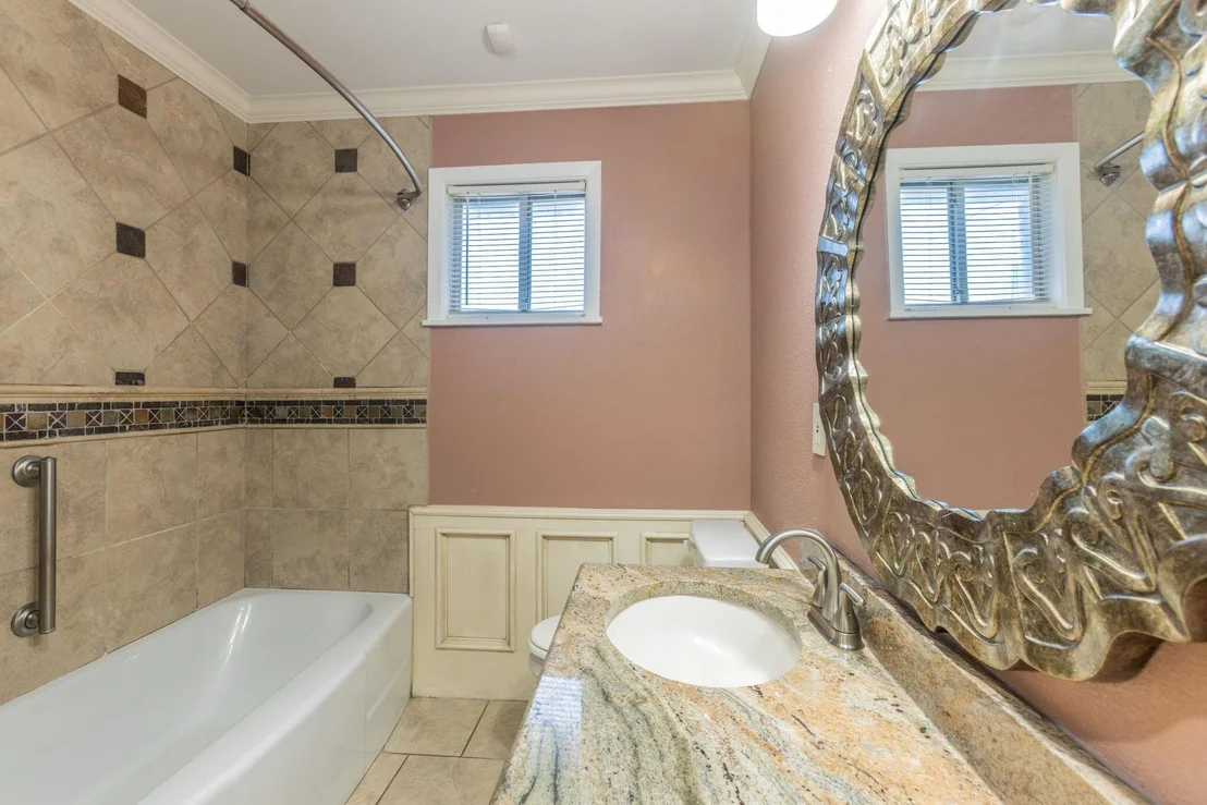 Photo of 5406 Hawthorne Drive