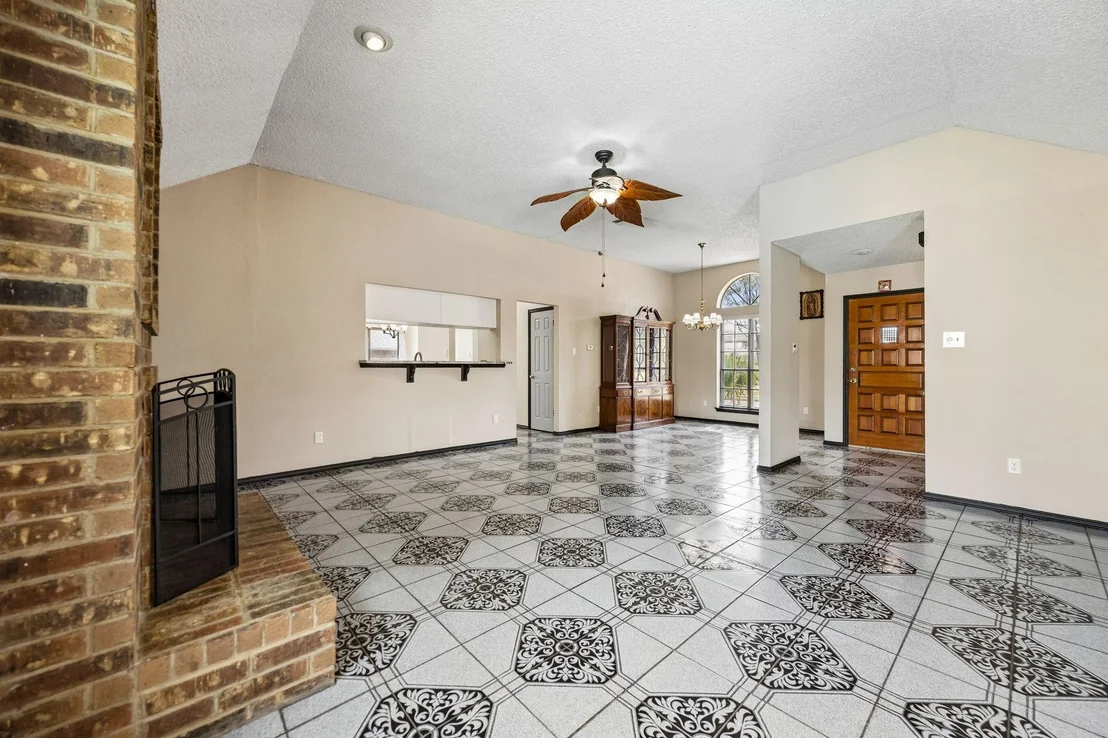 Photo of 2409 Doral