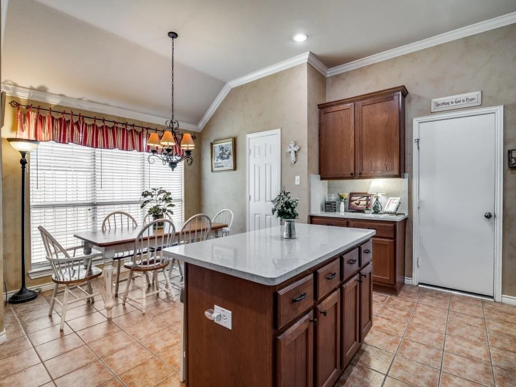 Photo of 6901 Westover Drive