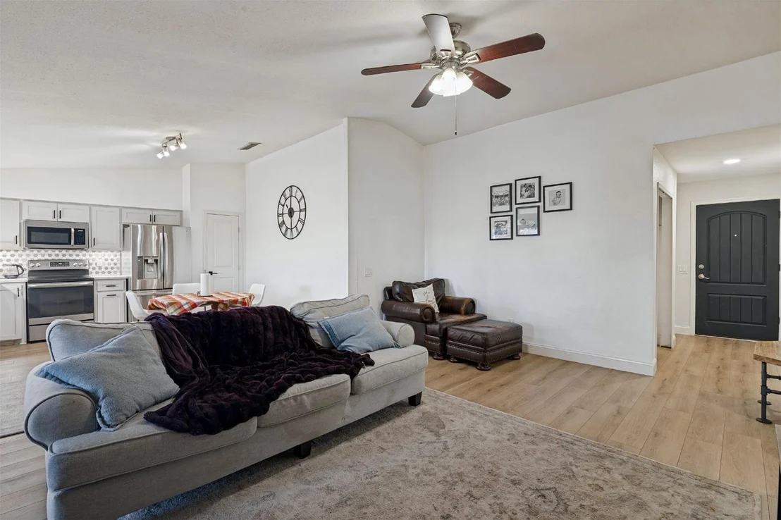Photo of 2920 Sidney Drive