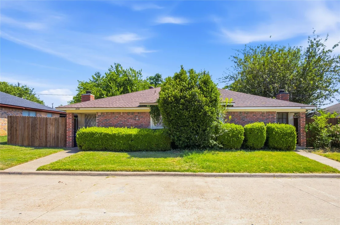 Photo of 2022 Minnie Drive