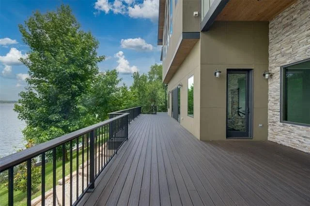 Photo of 127 Lake Bluff Drive