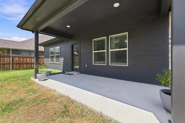 Photo of 408 Castle Road
