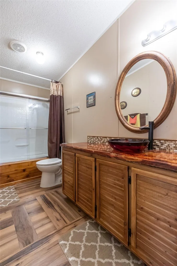 Photo of 7167 Spinks Road