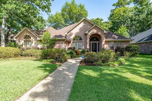 Photo of 3406 Pebblebrook Drive