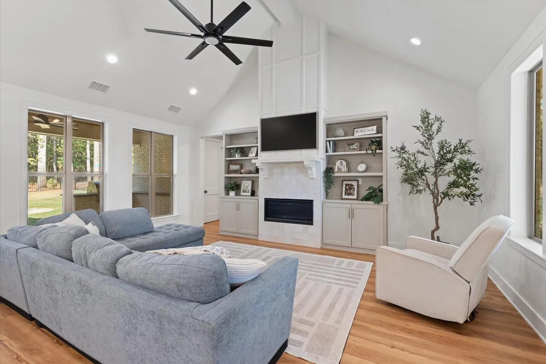 Photo of 200 Maple Springs Rd