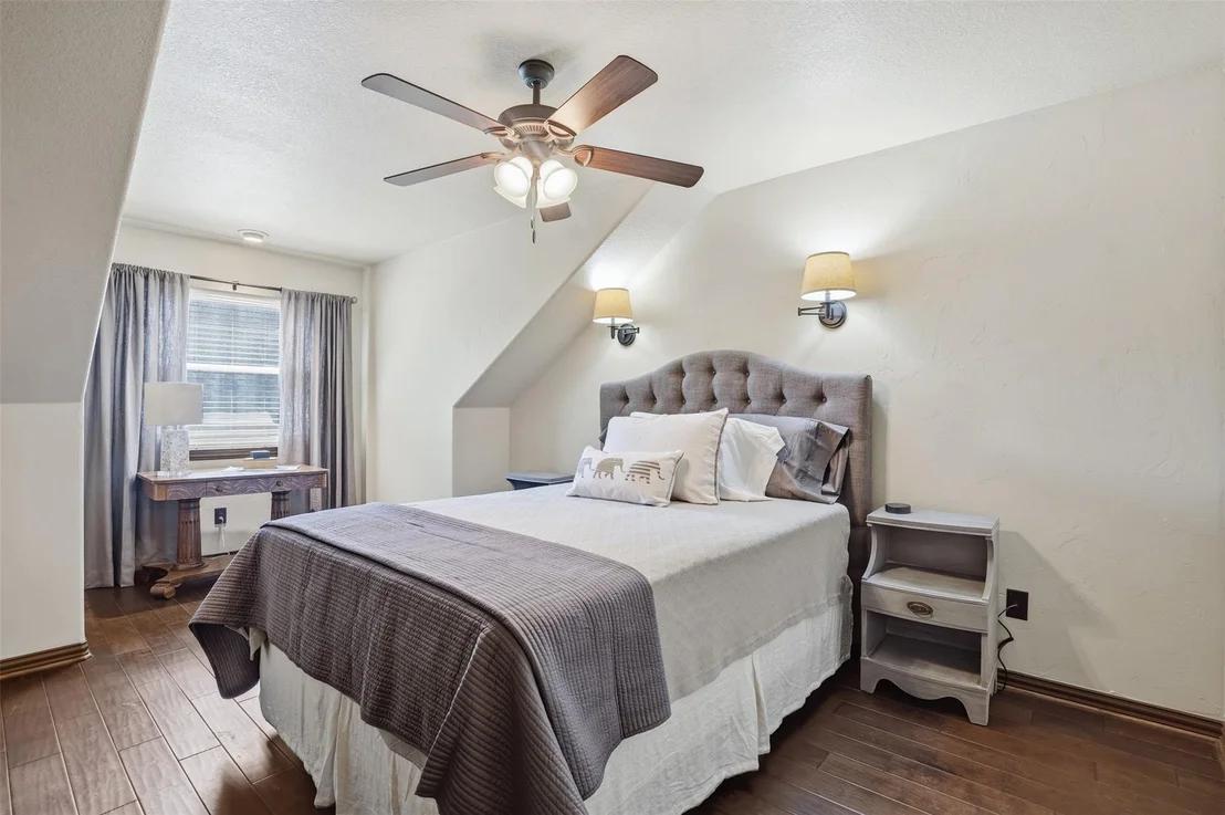 Photo of 9310 Bellechase Road