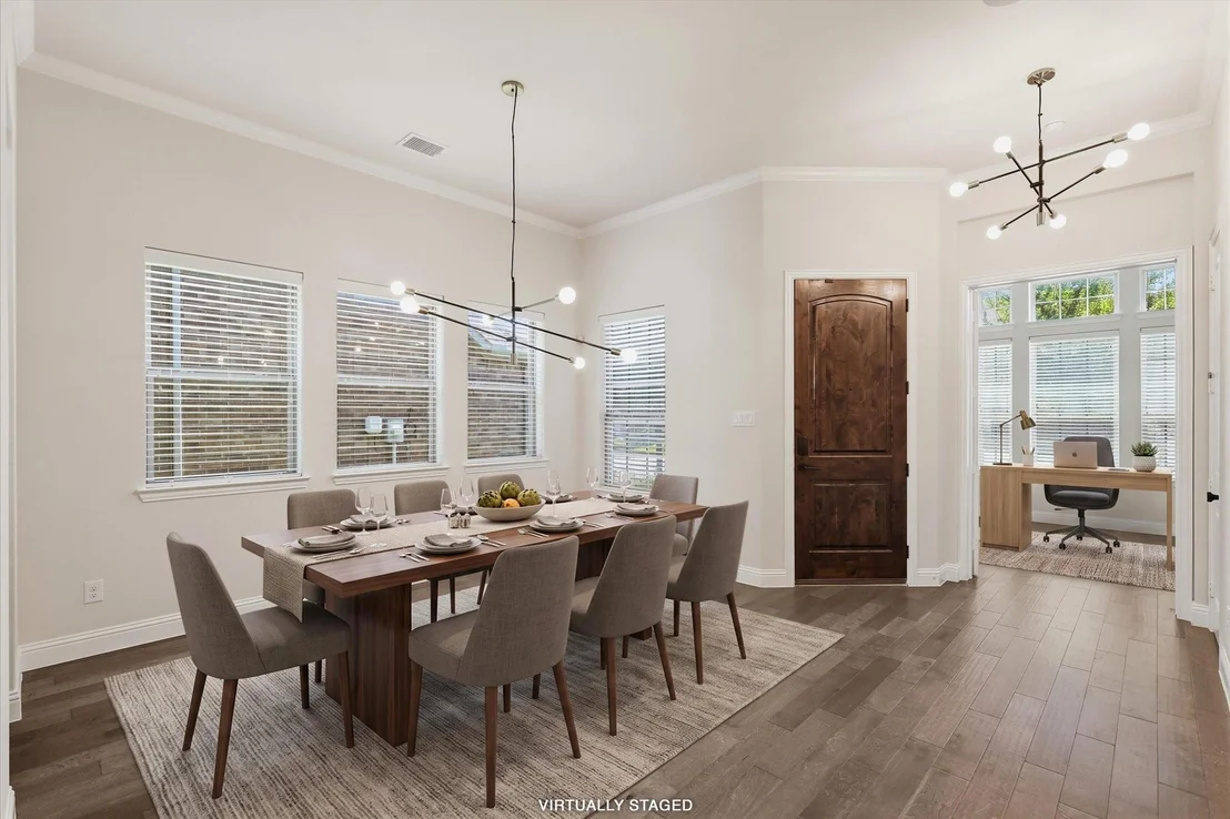 Photo of 2433 Mare Road