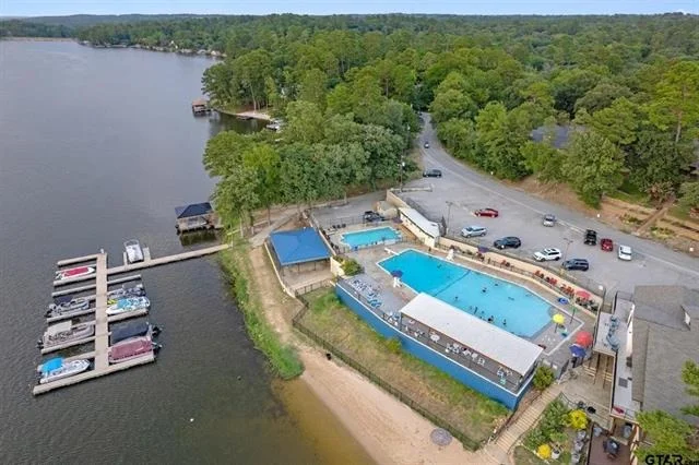 Photo of 212 Canyon Drive