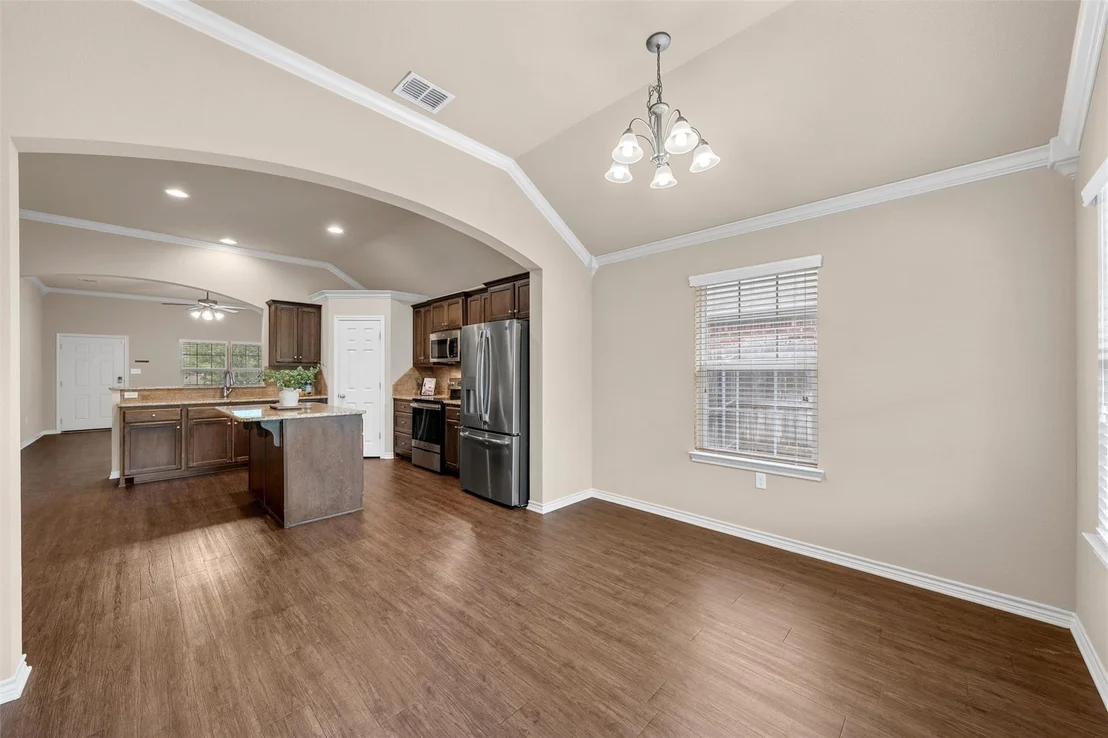 Photo of 905 Heston Circle