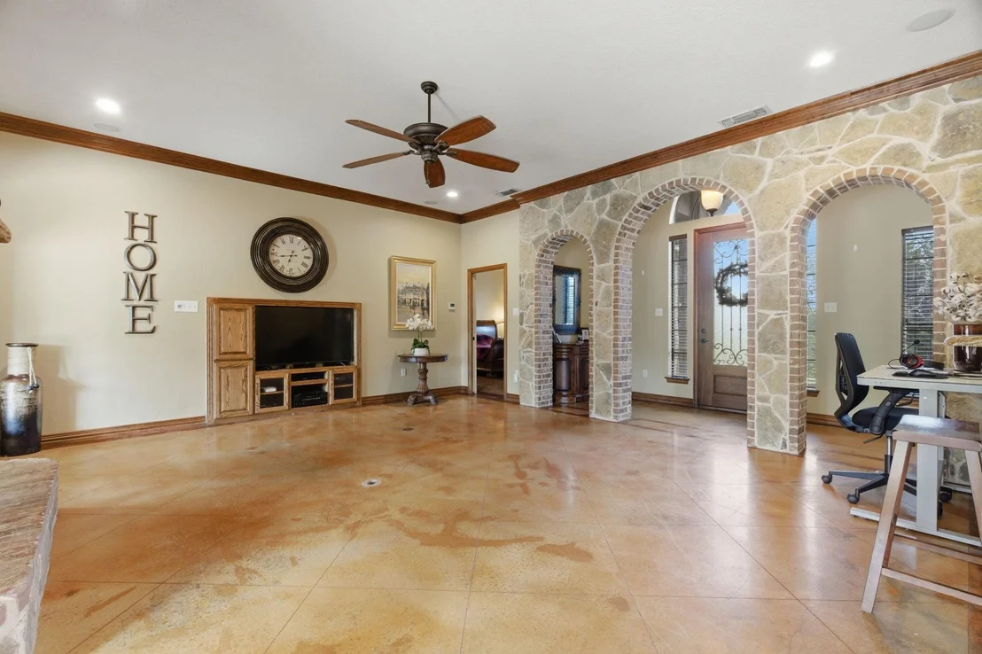 Photo of 128 Horizon Circle