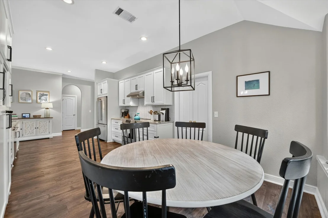 Photo of 2625 Juniper Lane
