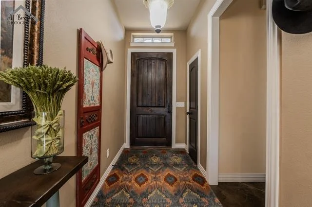 Photo of 9118 Hall