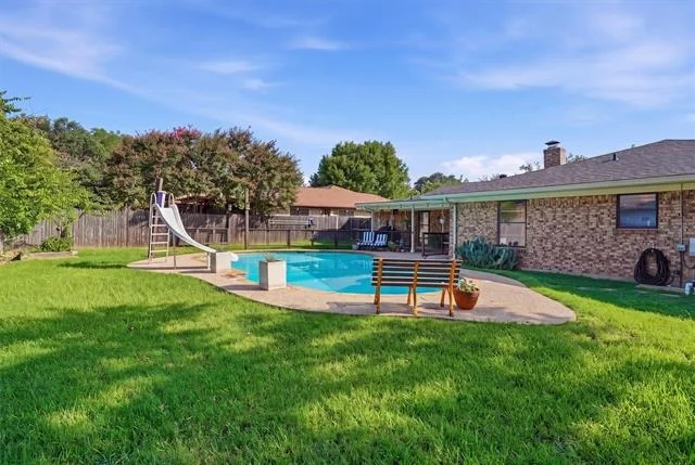 Photo of 4025 Aragon Drive