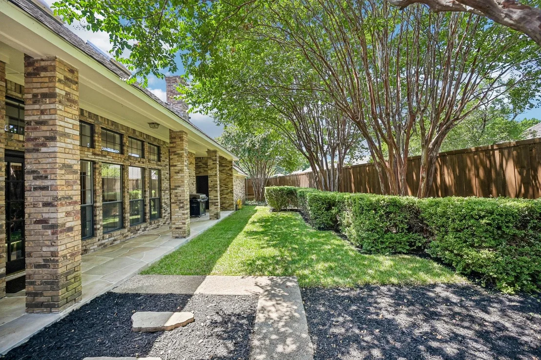 Photo of 925 Spring Brook Drive