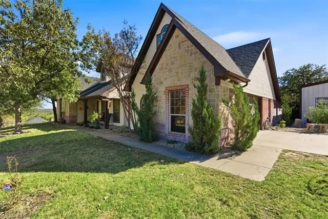 Photo of 437 Adair Lane