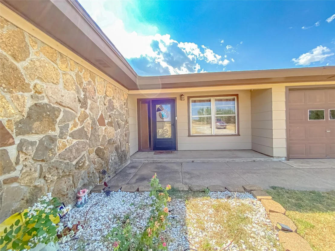 Photo of 520 Greenfield Road