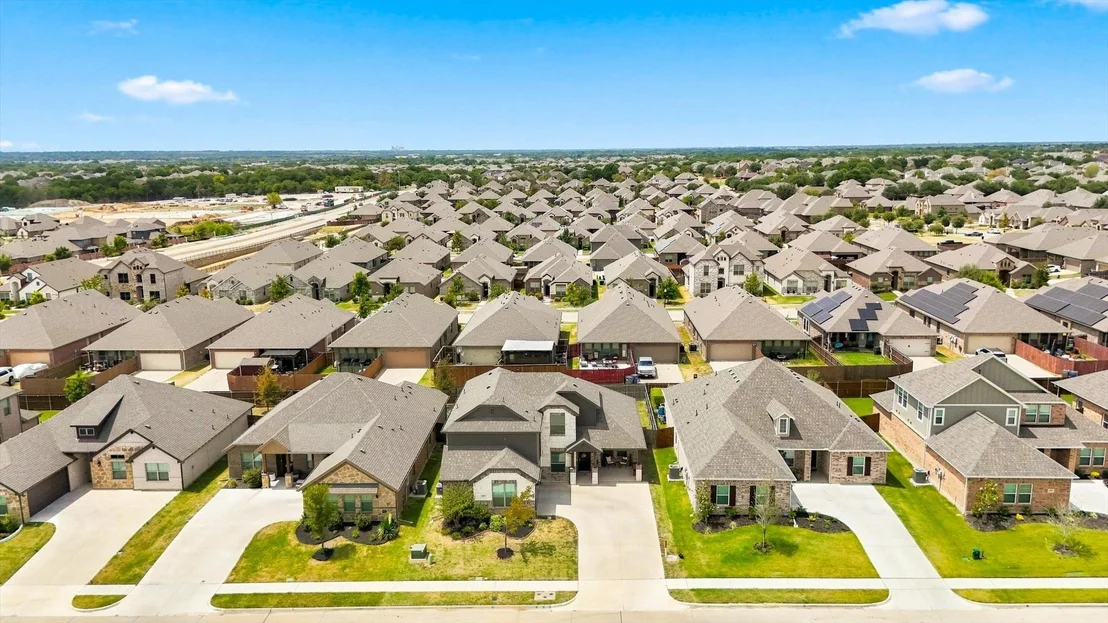 Photo of 401 Llano Lane