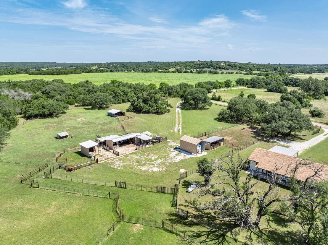 Photo of 2517 County Road 4240