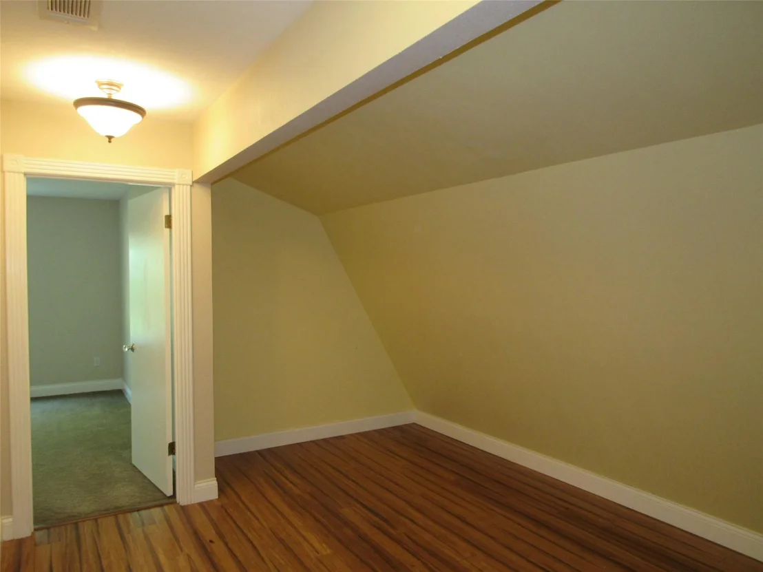 Photo of 626 Friendly Oaks Drive