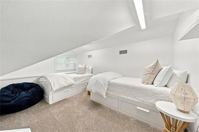 Photo of 104 Doering Bay Circle