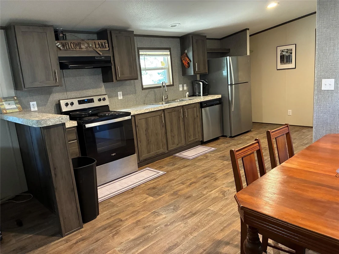 Photo of 5041 Tamarack Drive