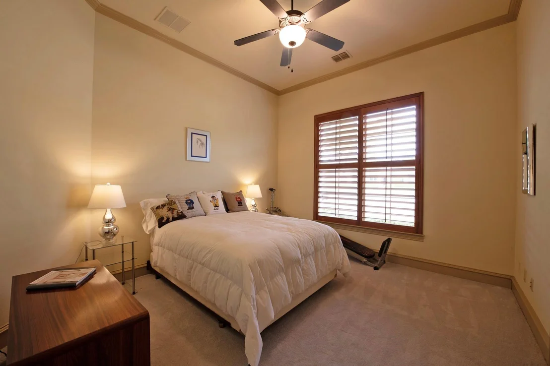 Photo of 100 Manor Drive