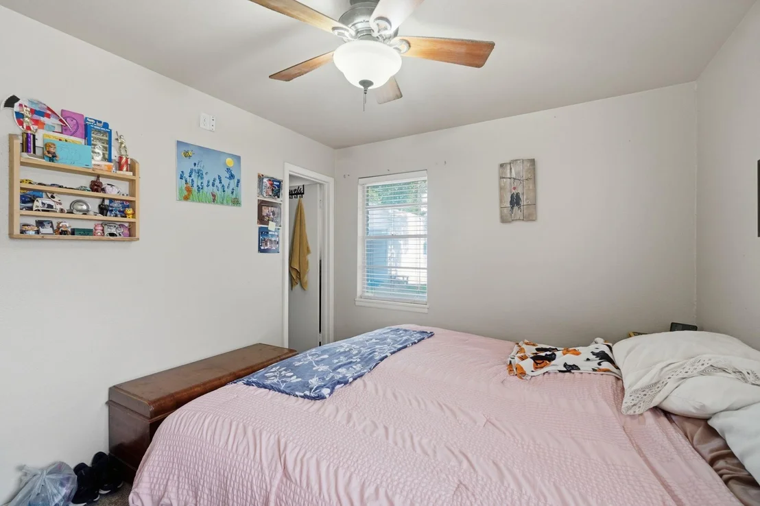 Photo of 2702 Susan Street