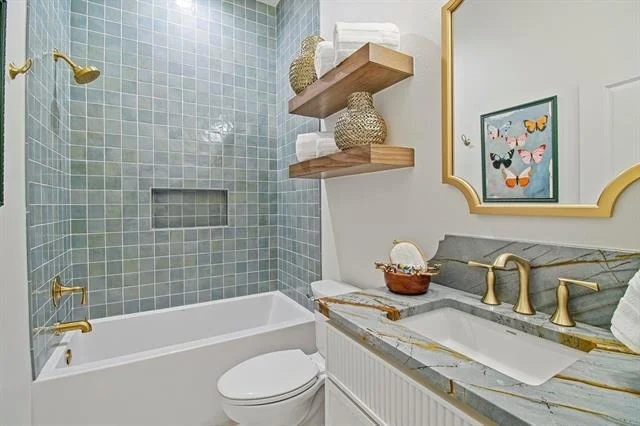 Photo of 16862 Cardinal Lane