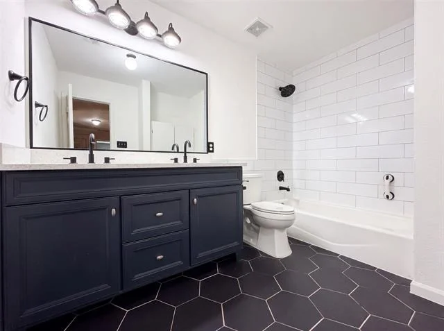 Photo of 106 Forestview Road