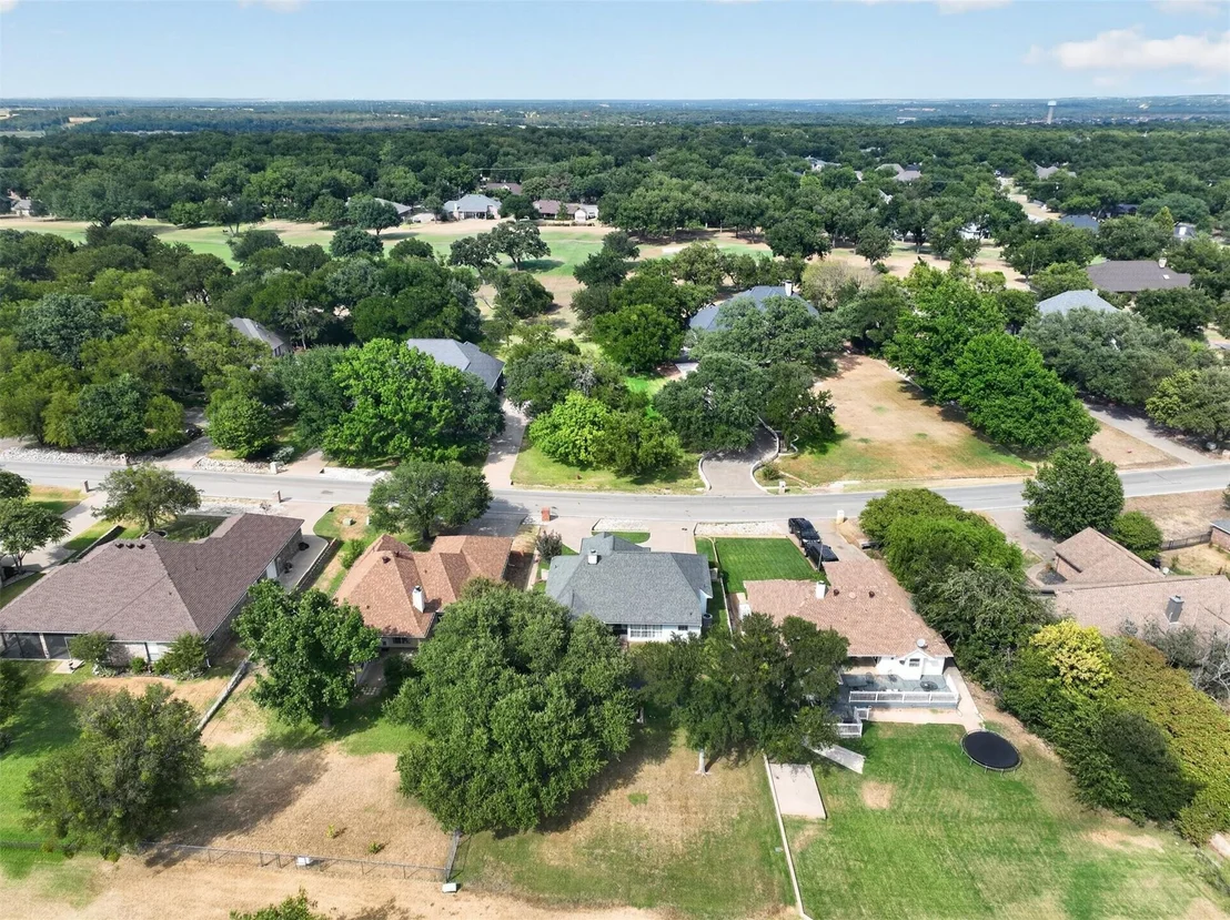 Photo of 8730 Bellechase Road