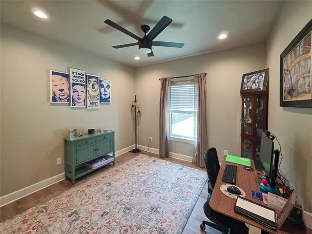 Photo of 5509 Fallbrook Drive