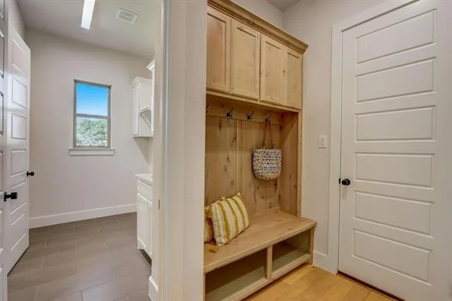 Photo of 1007 Meadow Wood Terrace