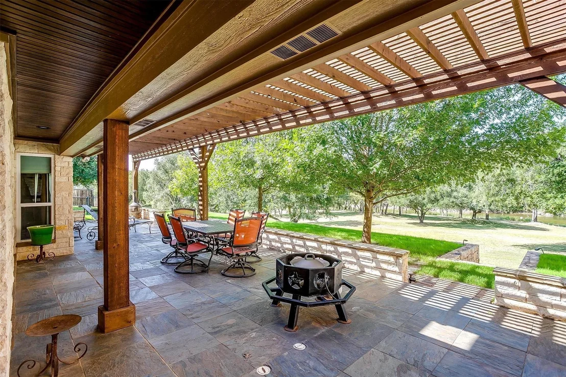Photo of 9310 Bellechase Road