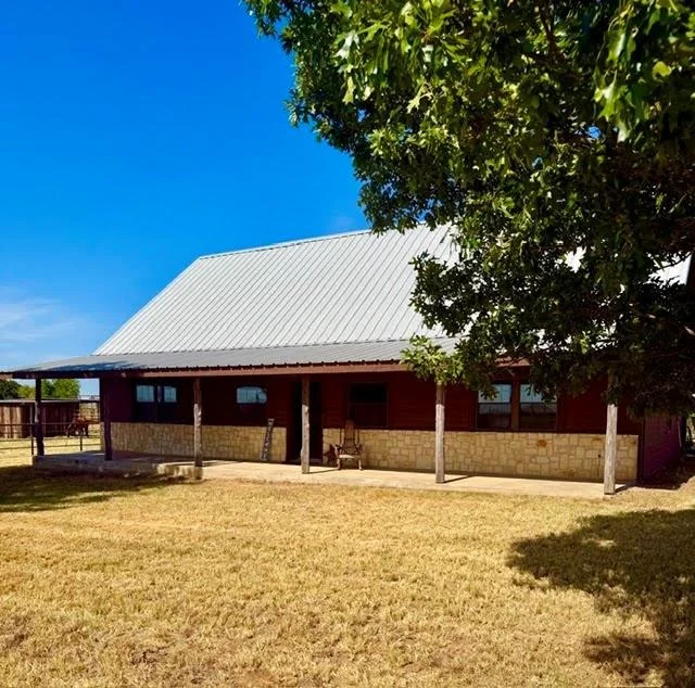Photo of 1108 County Road 4360