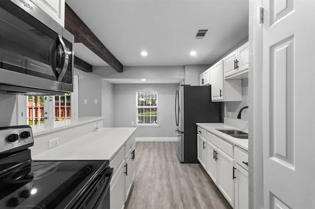 Photo of 2529 Syracuse Drive