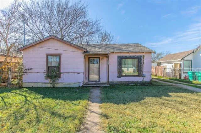Photo of 108 N Lakeview Drive
