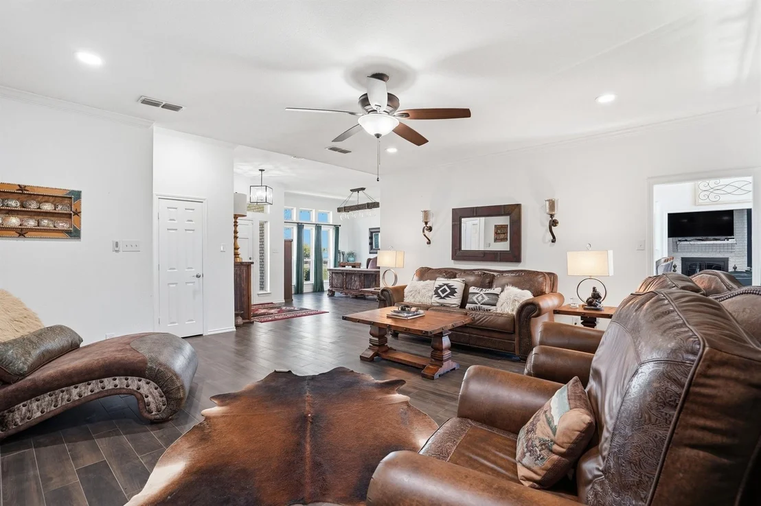 Photo of 333 Meadow Crest Road