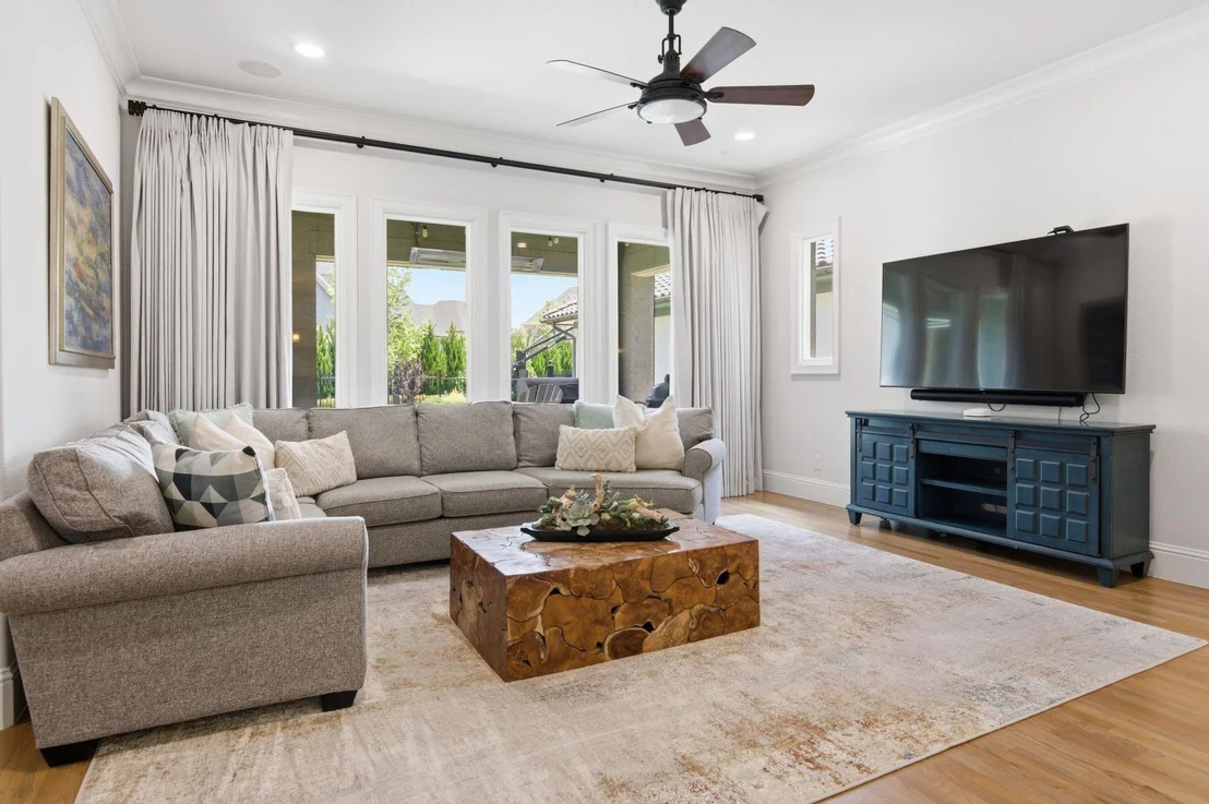 Photo of 4150 Fallbrook Drive
