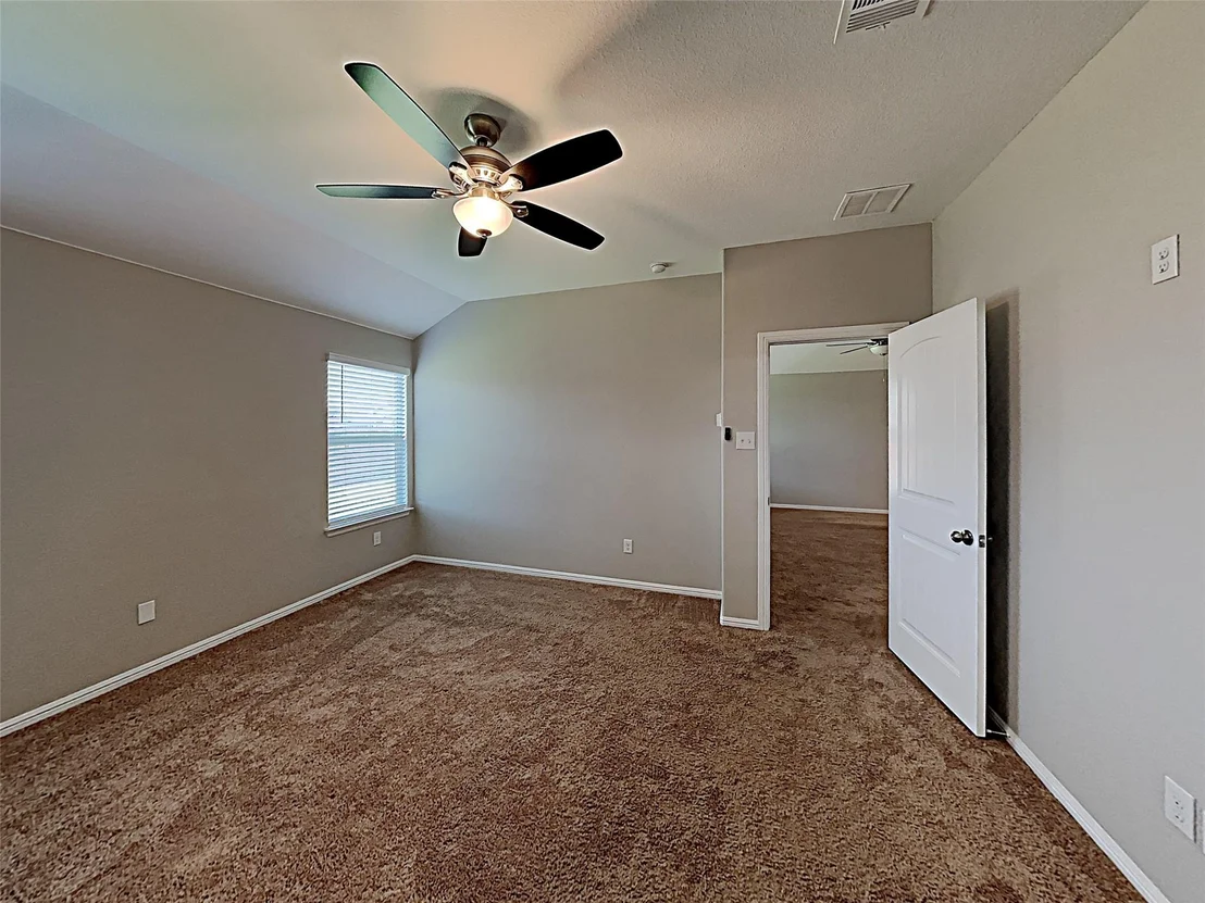 Photo of 900 Walls Boulevard