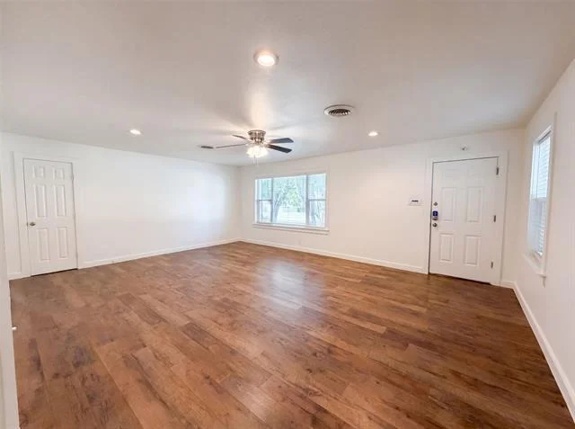 Photo of 832 Central Drive