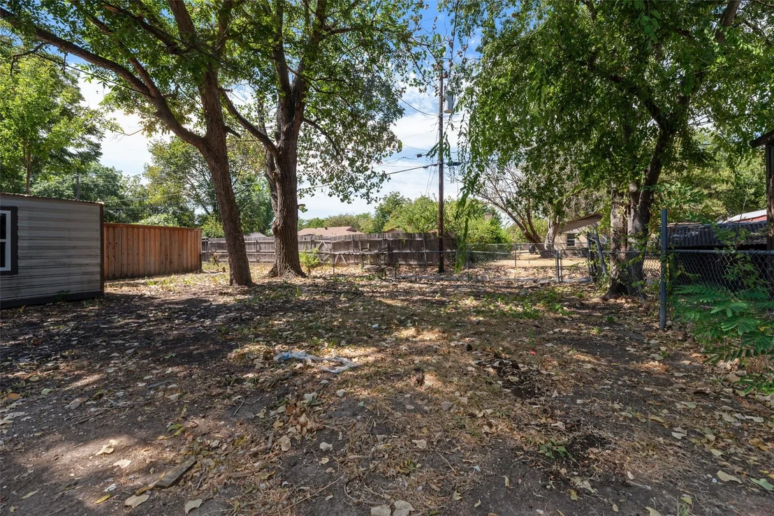 Photo of 409 Birchwood Circle
