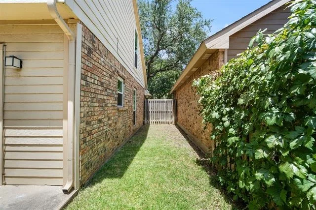 Photo of 2960 Harbinger Lane