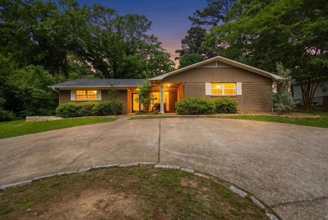 Photo of 1327 BRIDLE PATH Lane