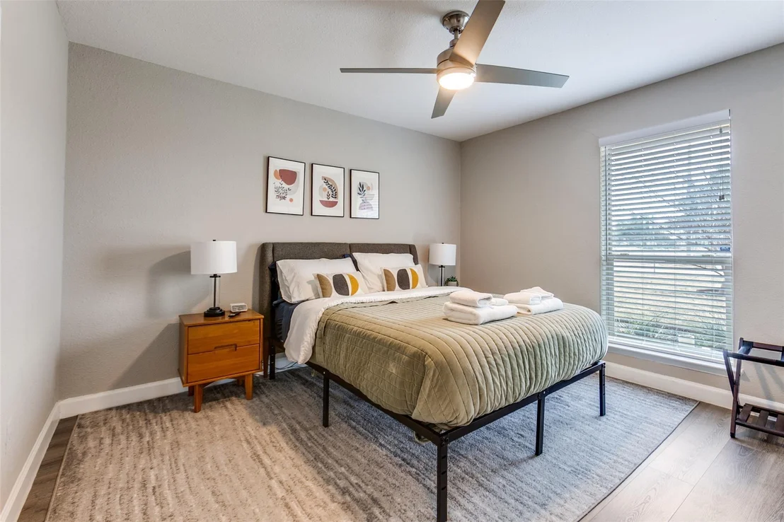 Photo of 2901 Regal Road