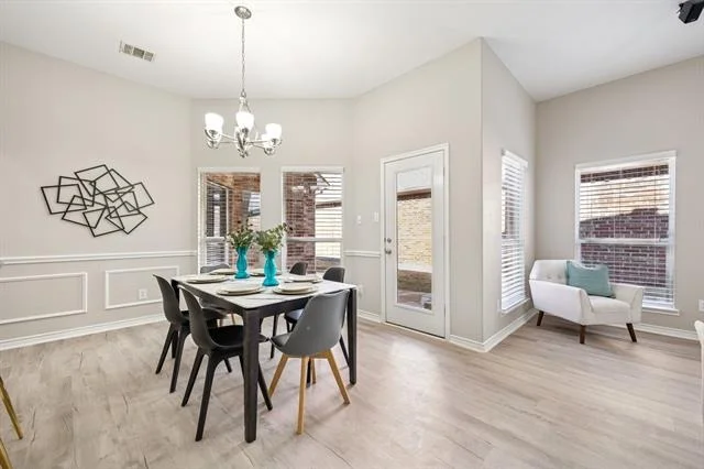 Photo of 7495 Saint Stephens Square
