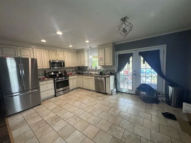 Photo of 307 Gilbert Drive